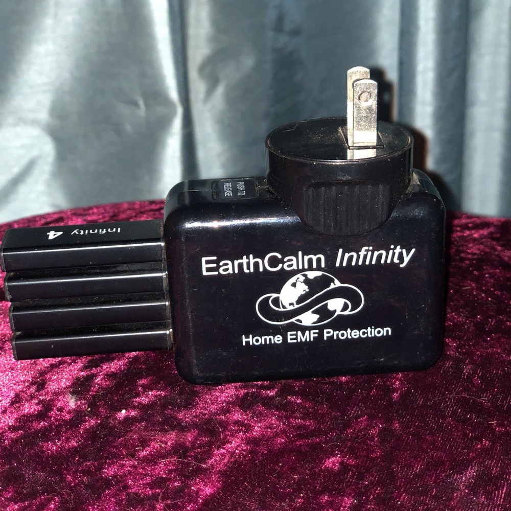 EarthCalm Infinity Home EMF Protection device + 4